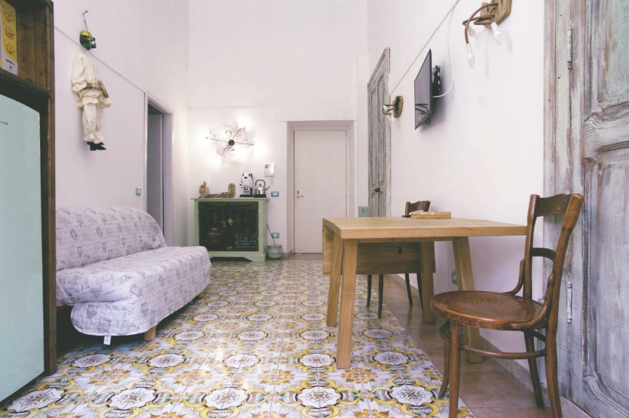 Casa Antonia Apartment เนเปิลส์ ภายนอก รูปภาพ